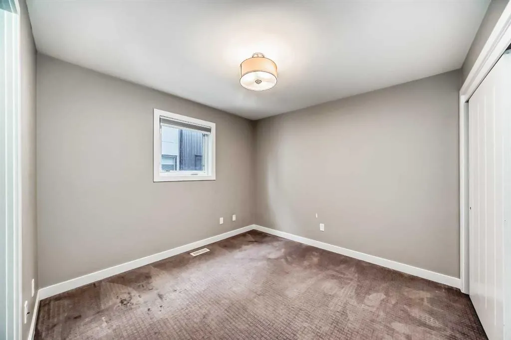 1741 36 Avenue SW, #2