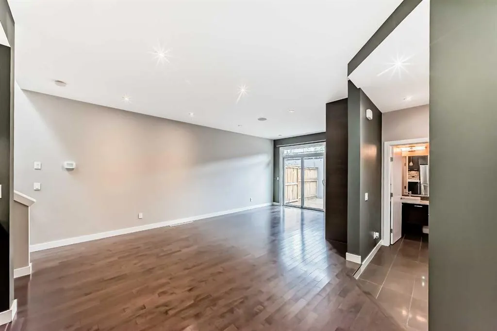 1741 36 Avenue SW, #2