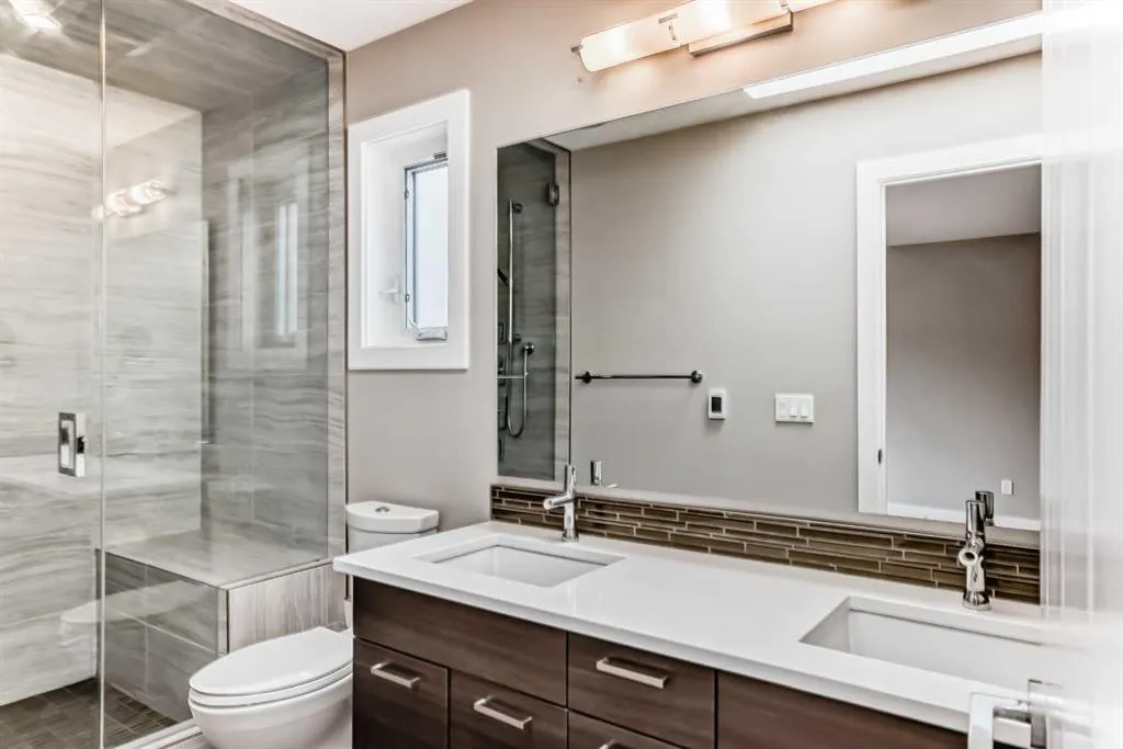 1741 36 Avenue SW, #2