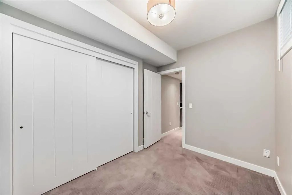 1741 36 Avenue SW, #2