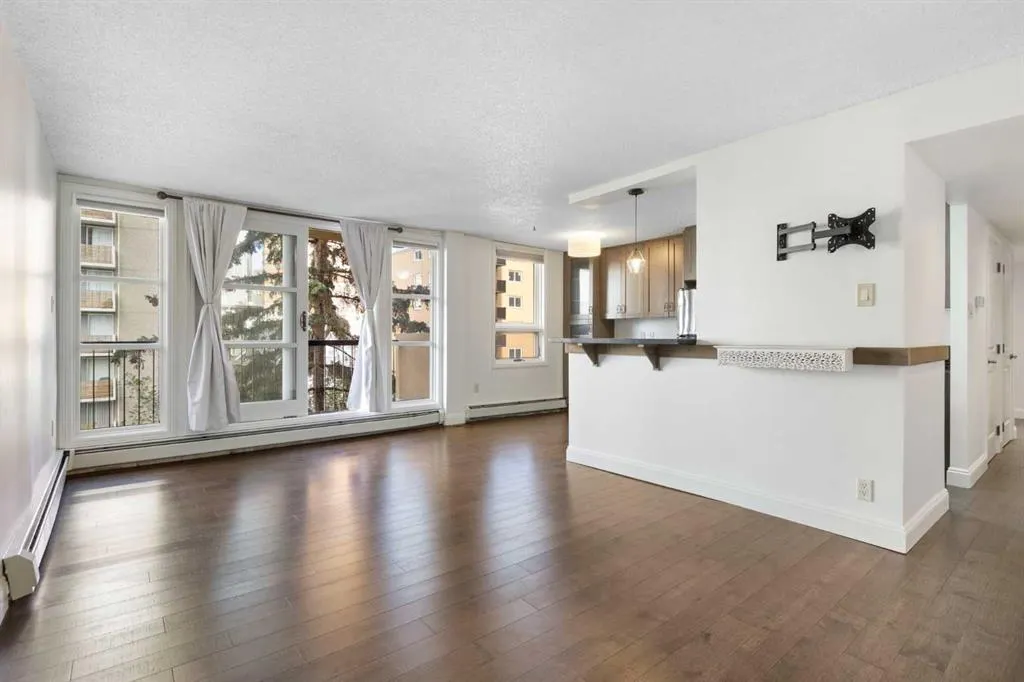 733 14 Avenue SW, #403