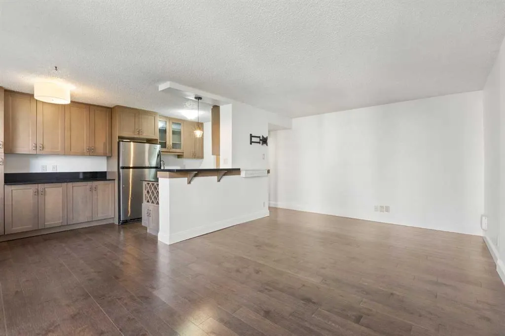 733 14 Avenue SW, #403