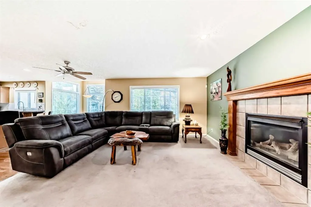 151 Cranwell Close SE