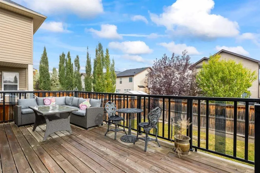337 Bridleridge View SW