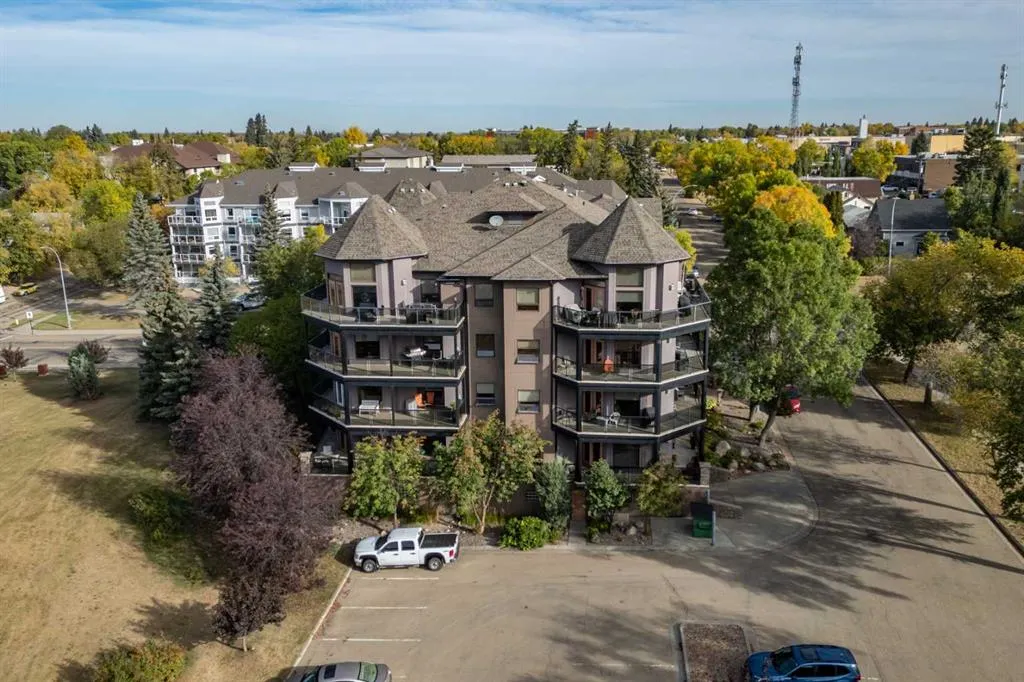 4816 52 Street, #103
