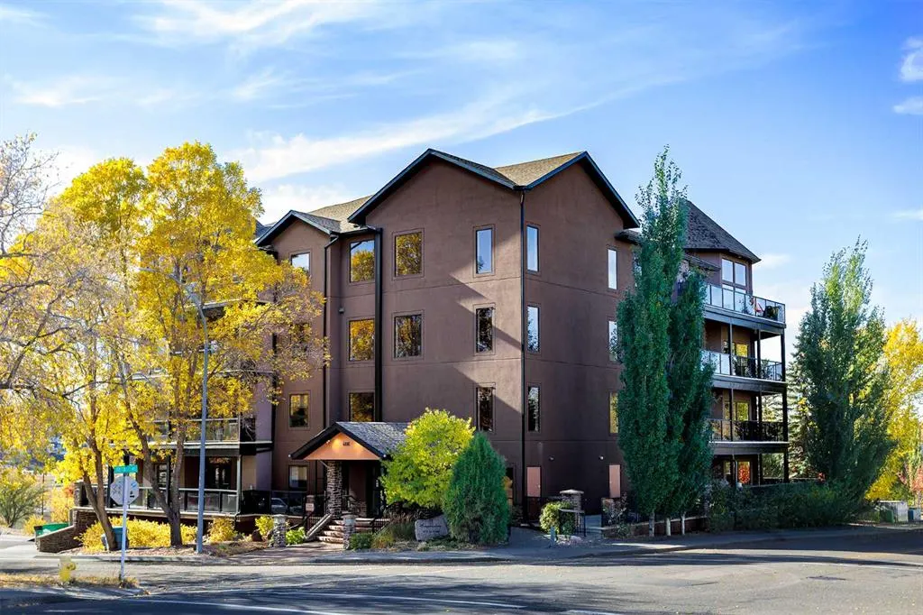 4816 52 Street, #103