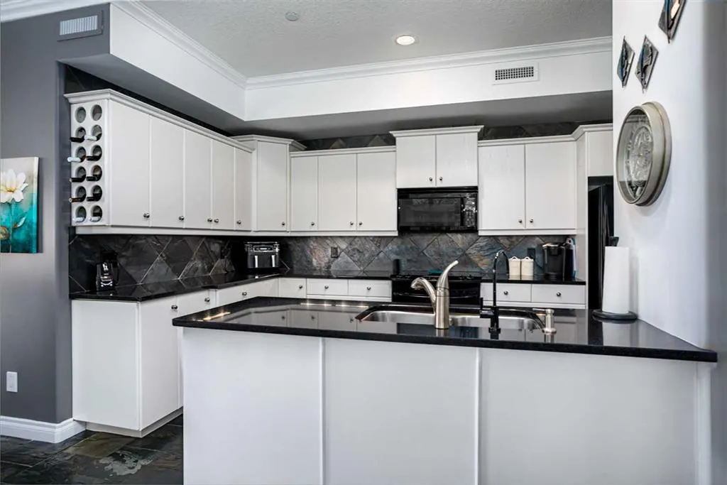 4816 52 Street, #103