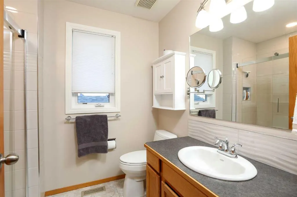 112 Edgewood Boulevard W