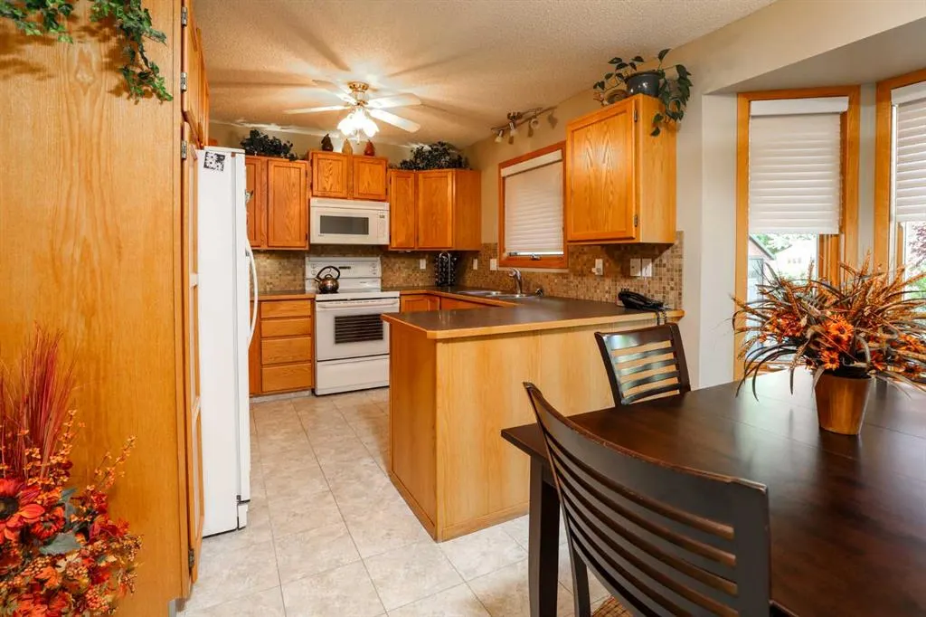 112 Edgewood Boulevard W