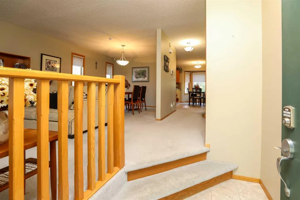 112 Edgewood Boulevard W