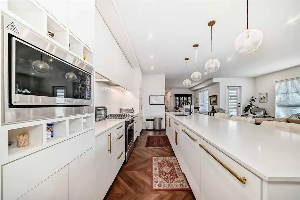 4275 Norford Avenue NW, #407