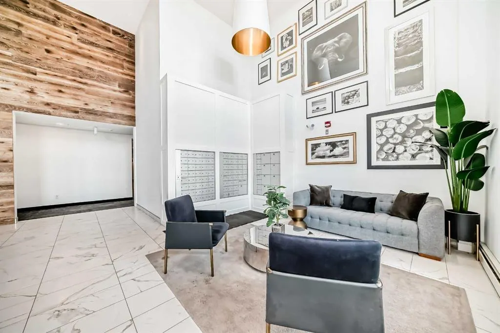 4275 Norford Avenue NW, #407
