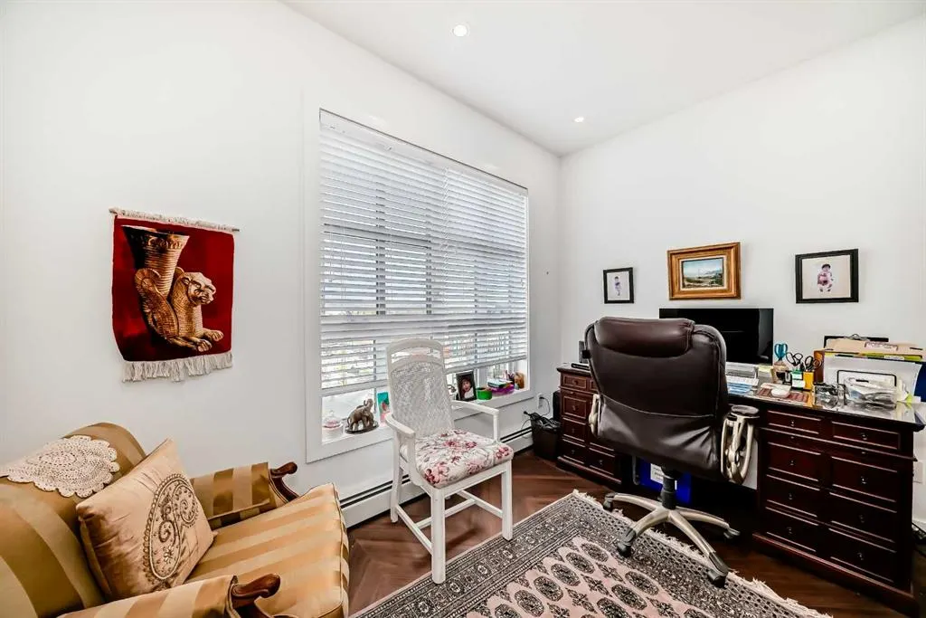 4275 Norford Avenue NW, #407