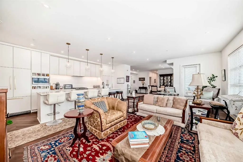 4275 Norford Avenue NW, #407