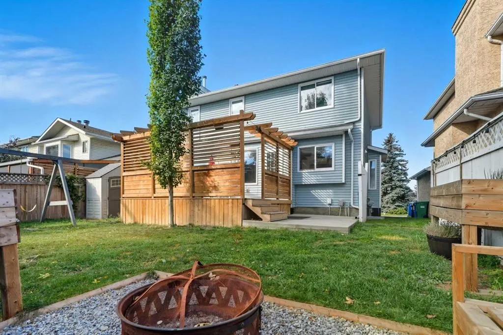 161 Douglasbank Way SE