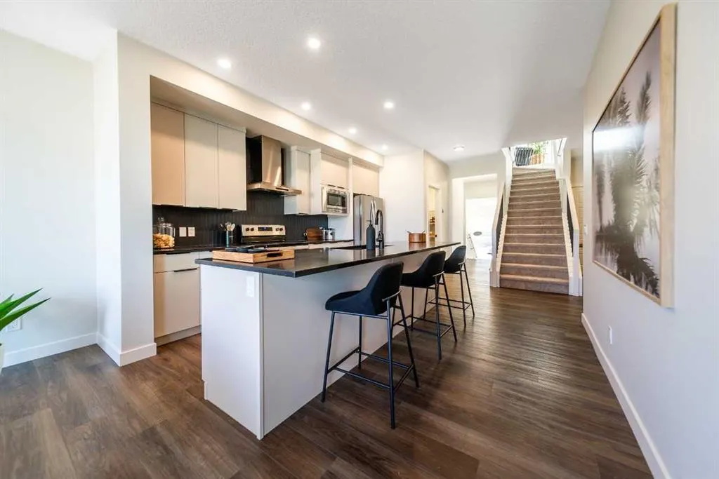 58 Amblefield Common NW