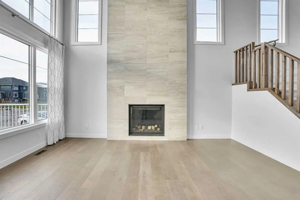 379 Chelsea Passage