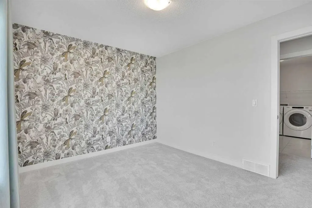379 Chelsea Passage