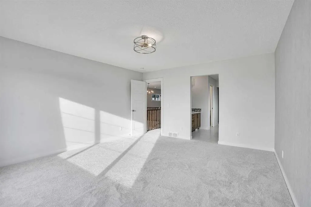 379 Chelsea Passage