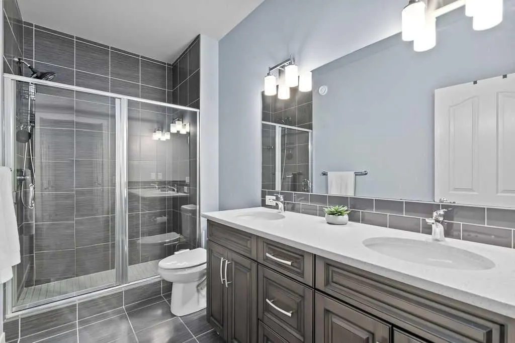103 Masters Heights SE