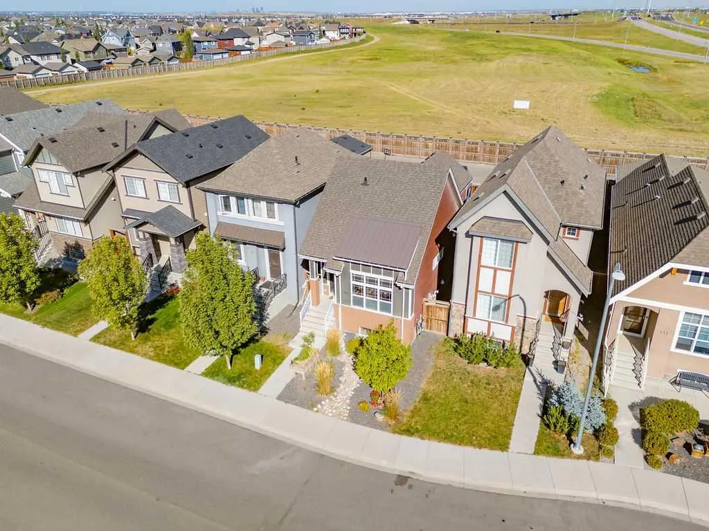 103 Masters Heights SE
