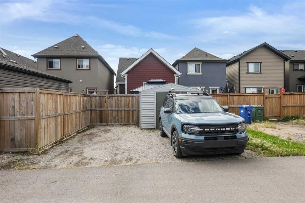 103 Masters Heights SE