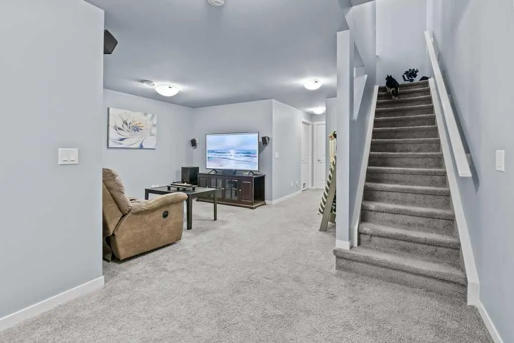103 Masters Heights SE