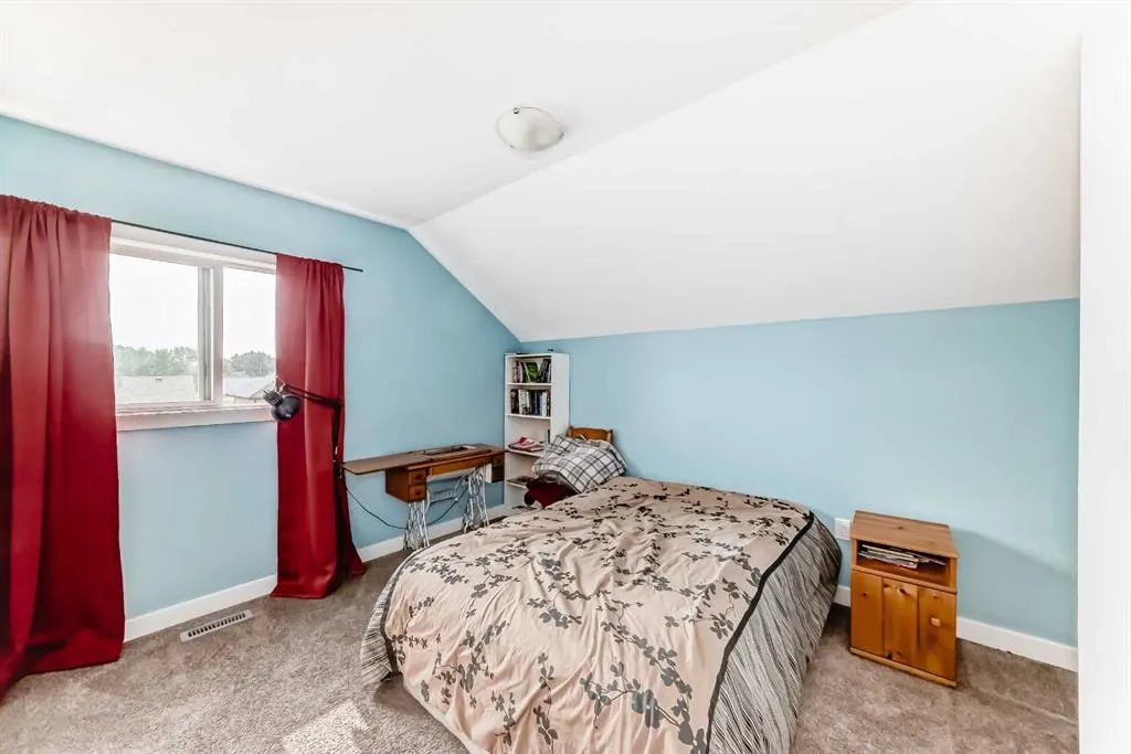 207 Milnes Street Nobleford Street
