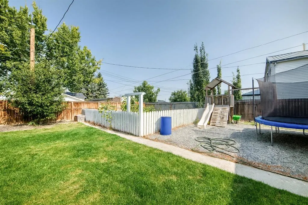 207 Milnes Street Nobleford Street