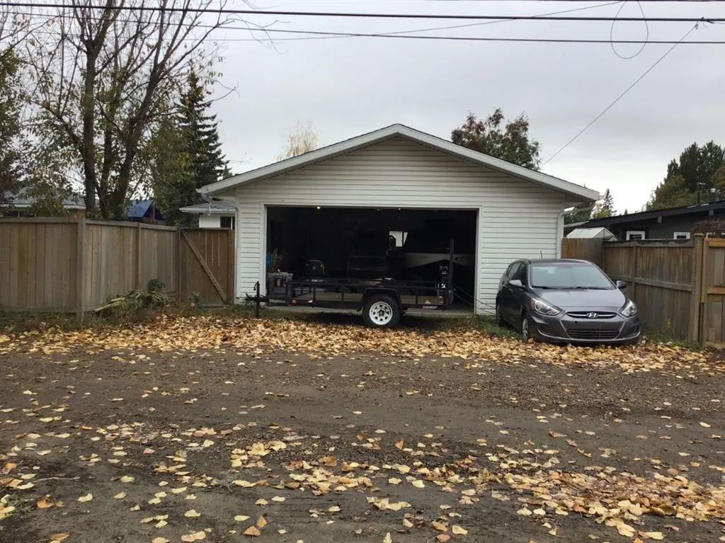16 Mcleod Drive