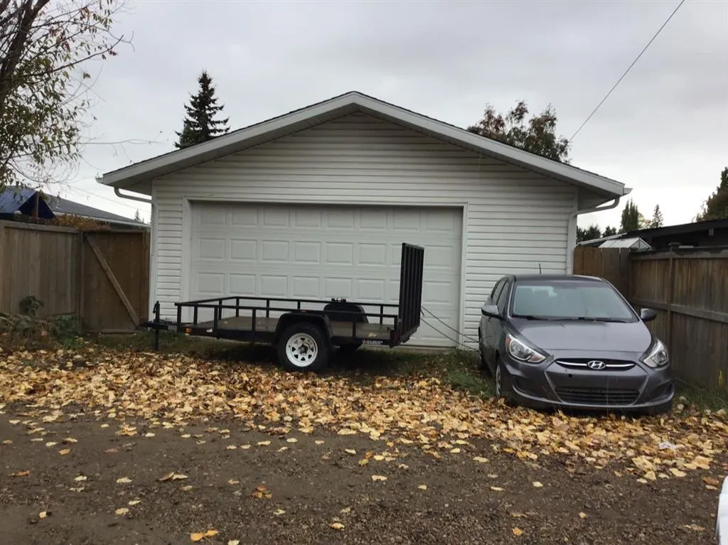 16 Mcleod Drive