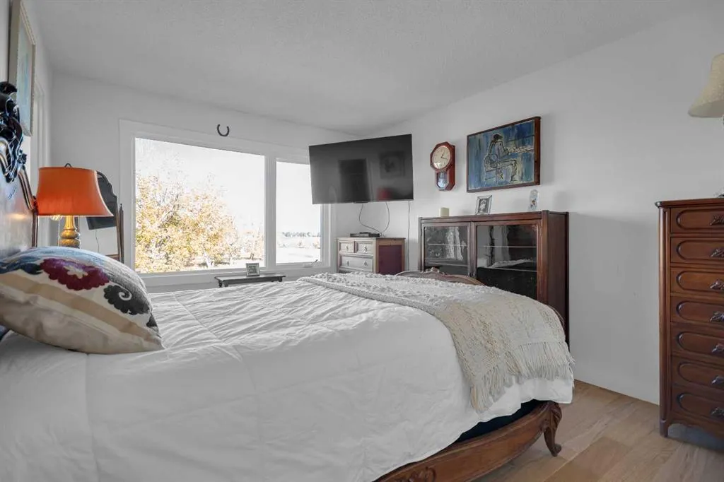 129 Midridge Place SE