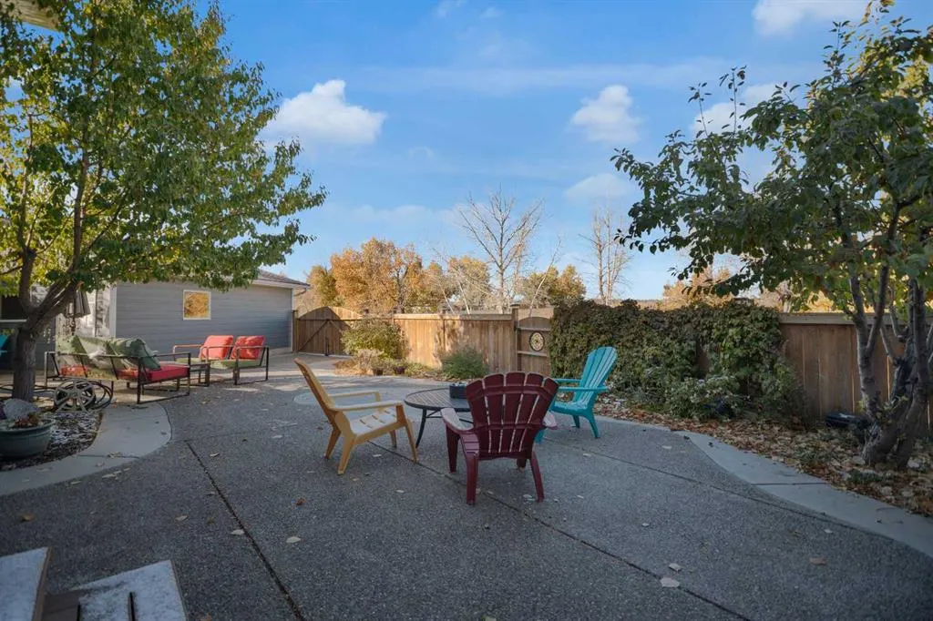 129 Midridge Place SE
