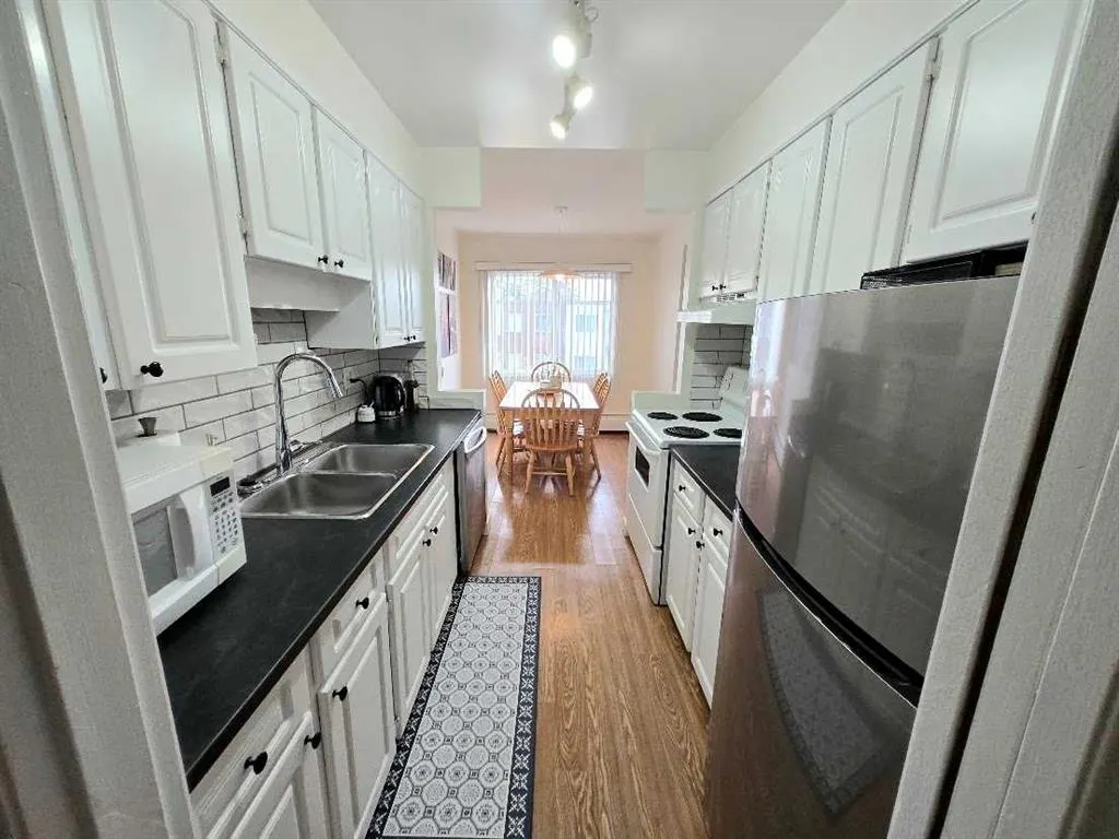 11455 41 Avenue NW, #305