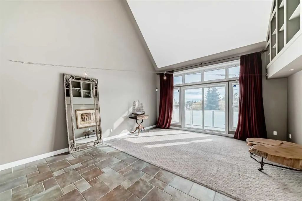 1505 27 Avenue SW, #206