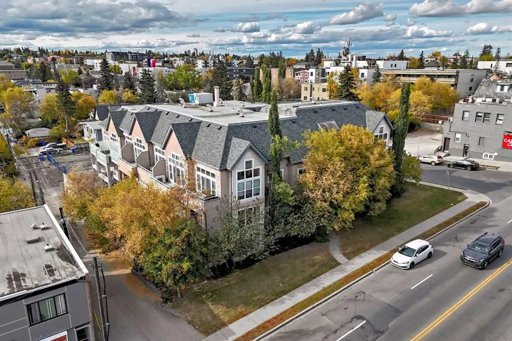 1505 27 Avenue SW, #206