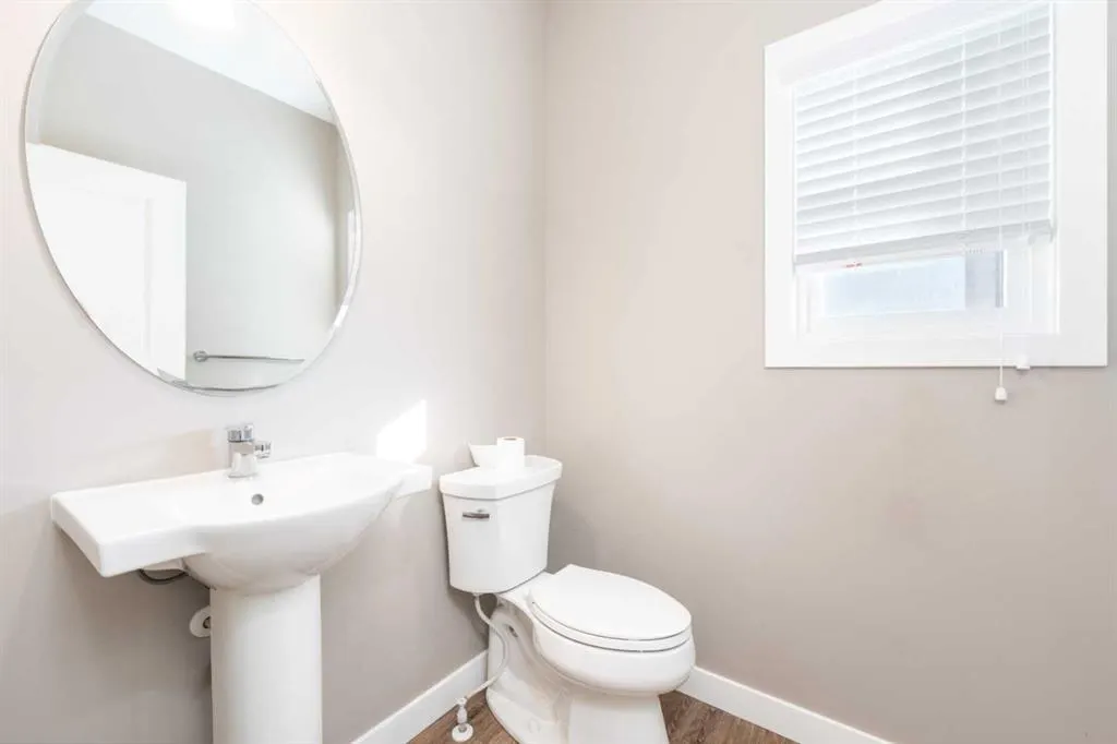 243 Kinniburgh Road