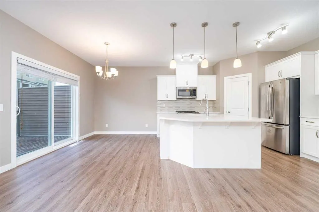 243 Kinniburgh Road