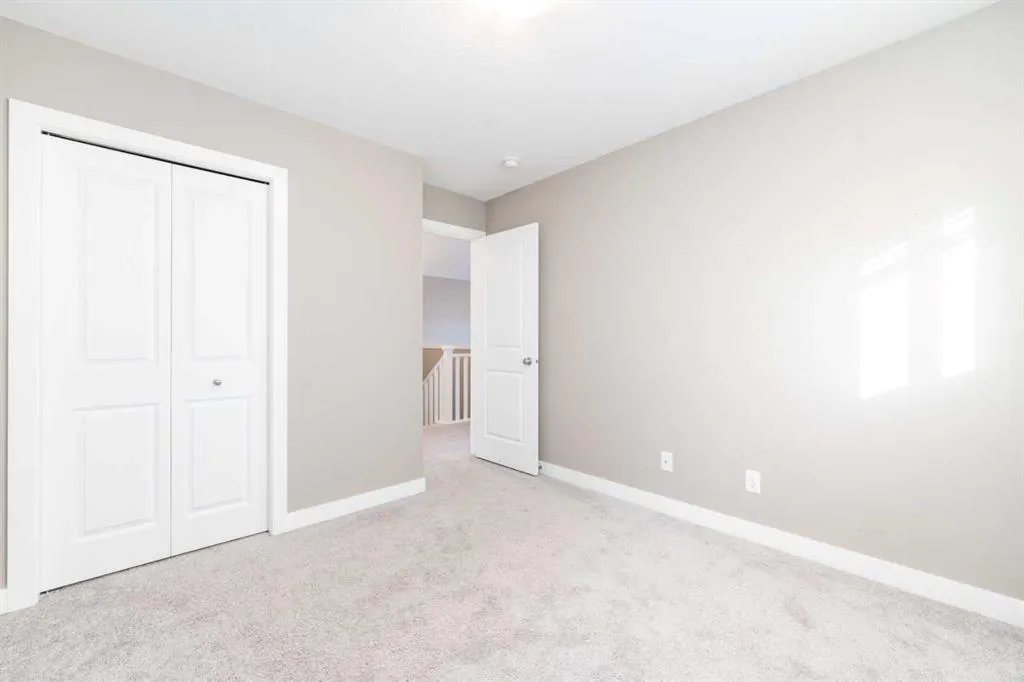 243 Kinniburgh Road