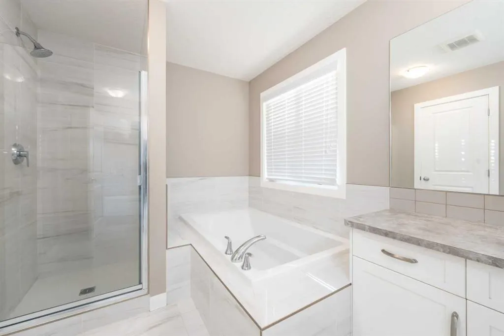 243 Kinniburgh Road