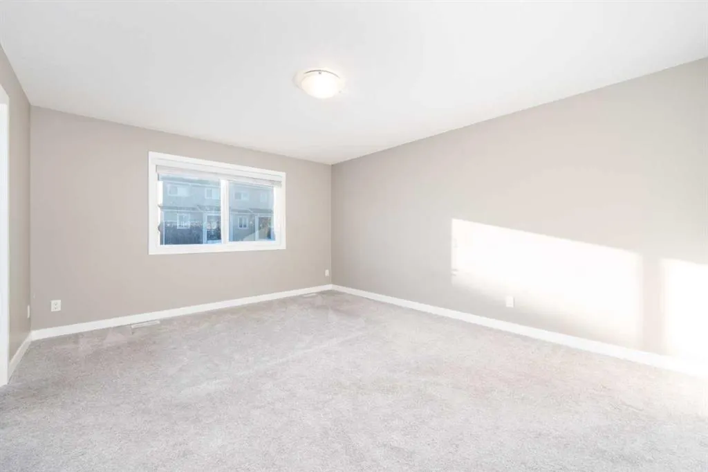 243 Kinniburgh Road
