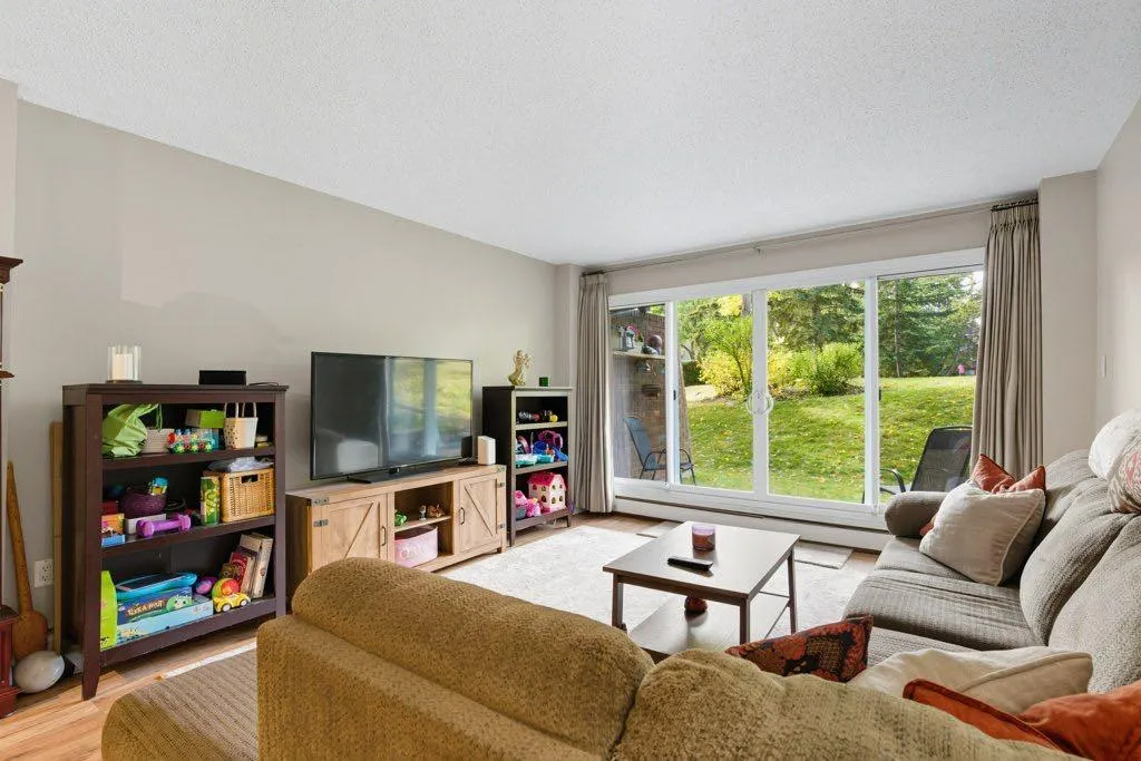 8948 Elbow Drive SW, #512