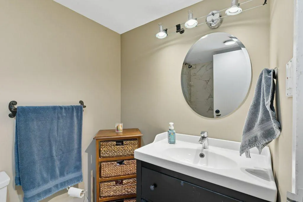 8948 Elbow Drive SW, #512