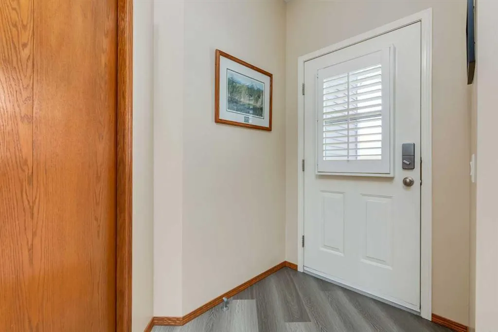 258 Millview Gardens SW