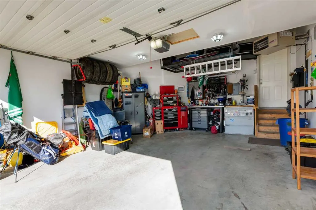 258 Millview Gardens SW