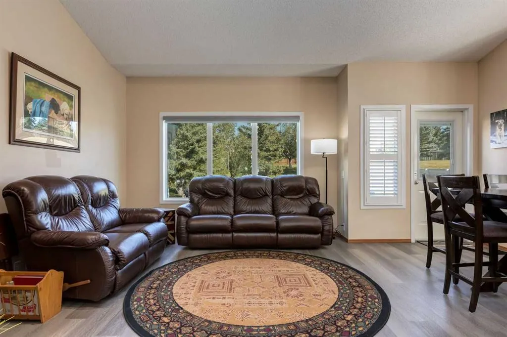 258 Millview Gardens SW