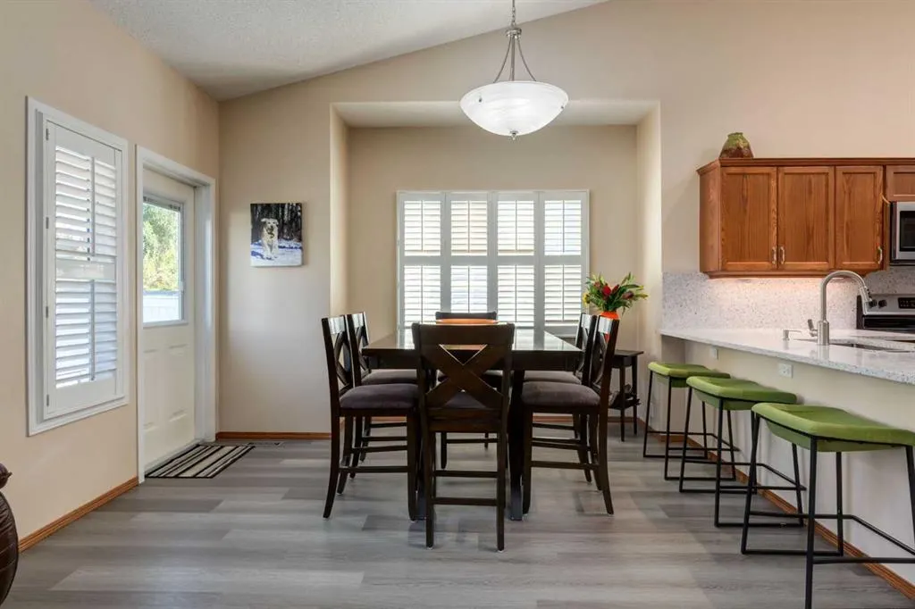 258 Millview Gardens SW