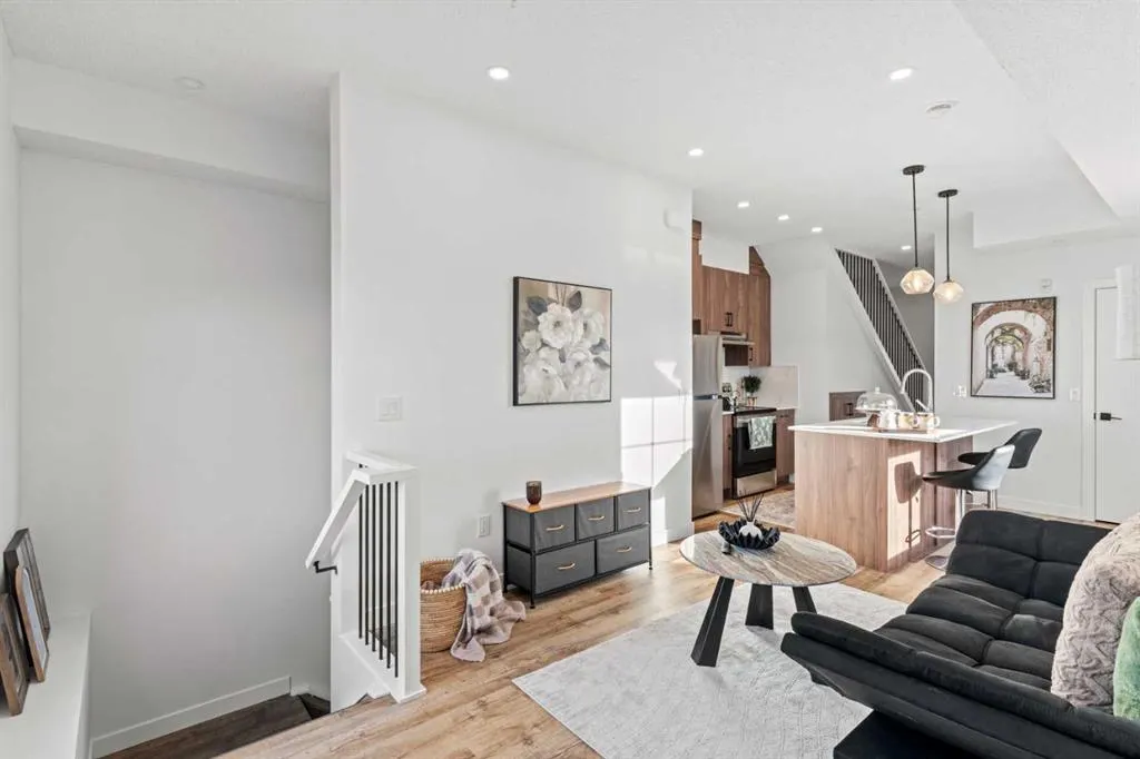 156 Park Street, #112