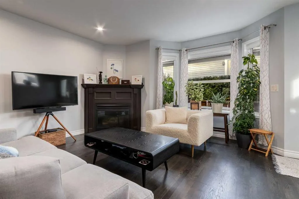 2013 24 Street SW, #2