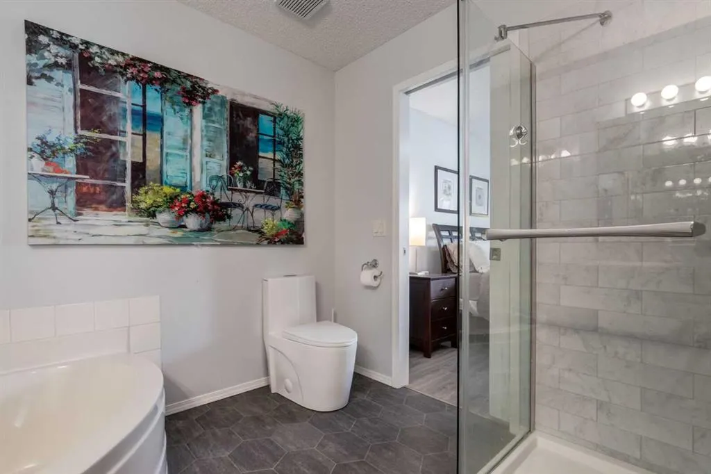 2013 24 Street SW, #2